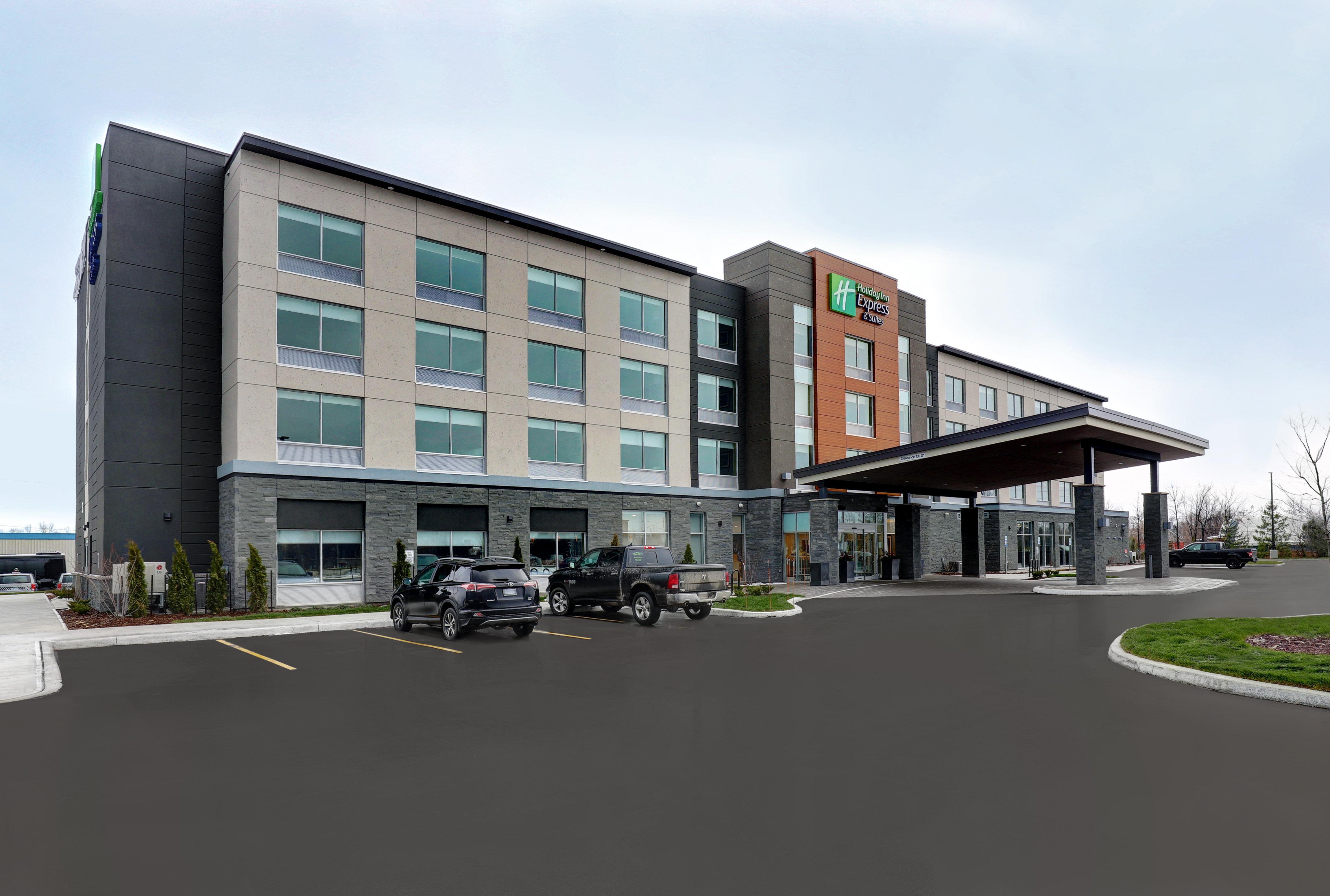 Holiday Inn Express & Suites - Collingwood Exterior foto
